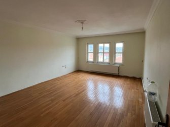 YENİ MAHALLE DOKAPTA KİRALIK DAİRE 3+1